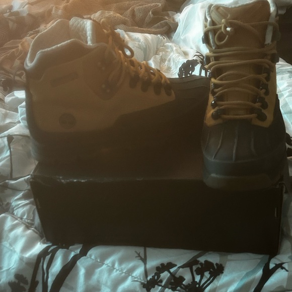 Men’s timberland boots gently worn - Picture 1 of 1